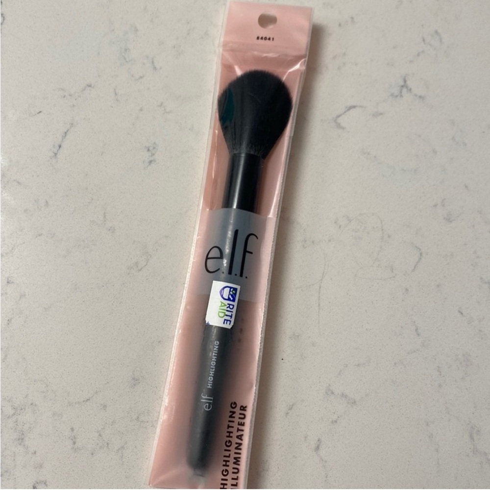 BOGO E.L.F. Highlighter Brush